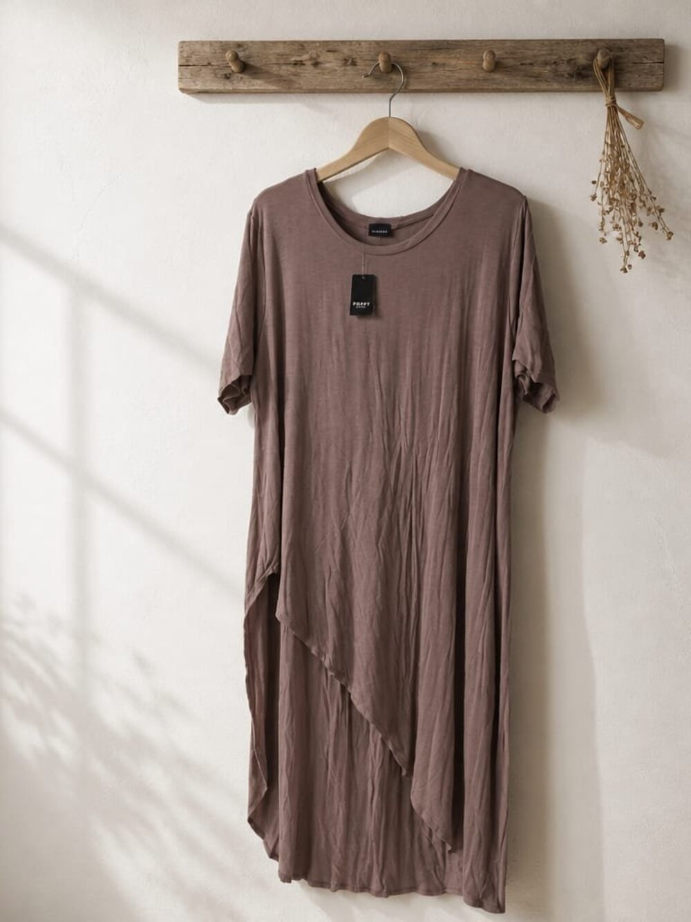 🧋 Asymmetrical Mauve T-Shirt Maxi Dress